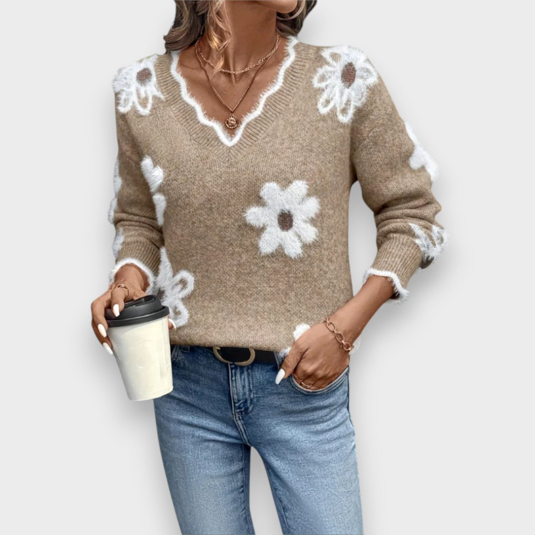 Berçem | Zarif V Yaka Çiçekli Kazak