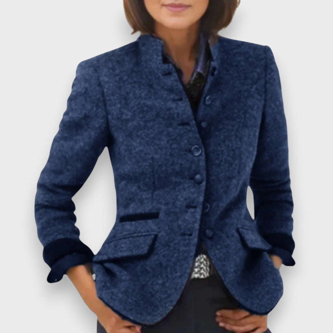 Birnur | Vücuda oturan tweed ceket – şık country blazer
