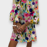 Büşra | V yaka çiçek desenli romantik mini elbise