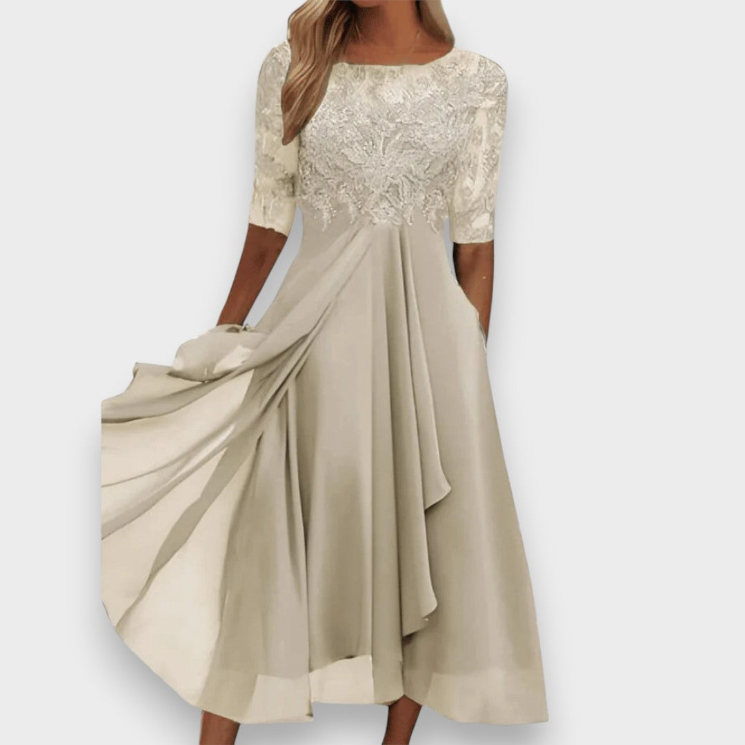 Ayperi | Şık ve rahat elbise